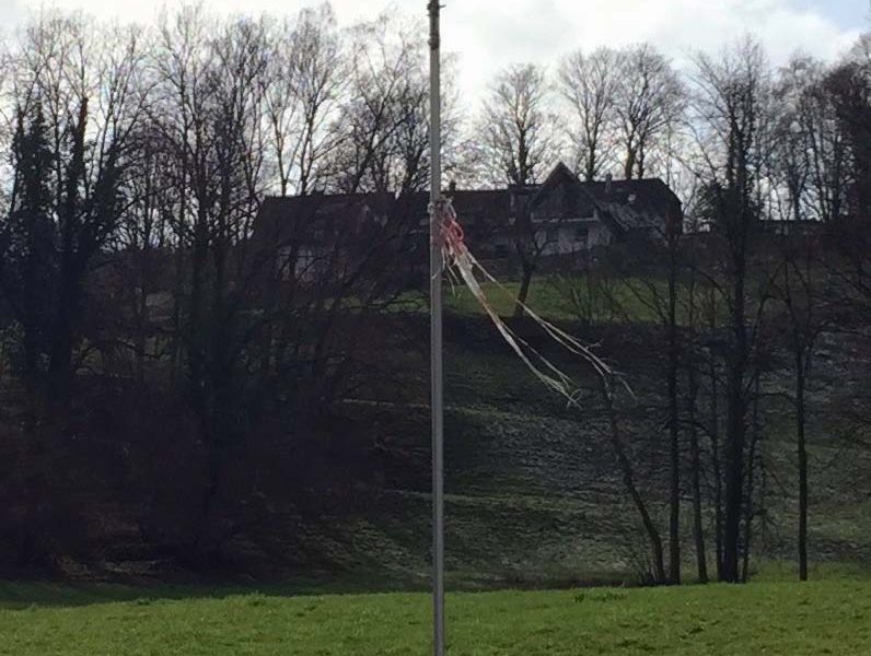 Beschädigungen Beschädigungen