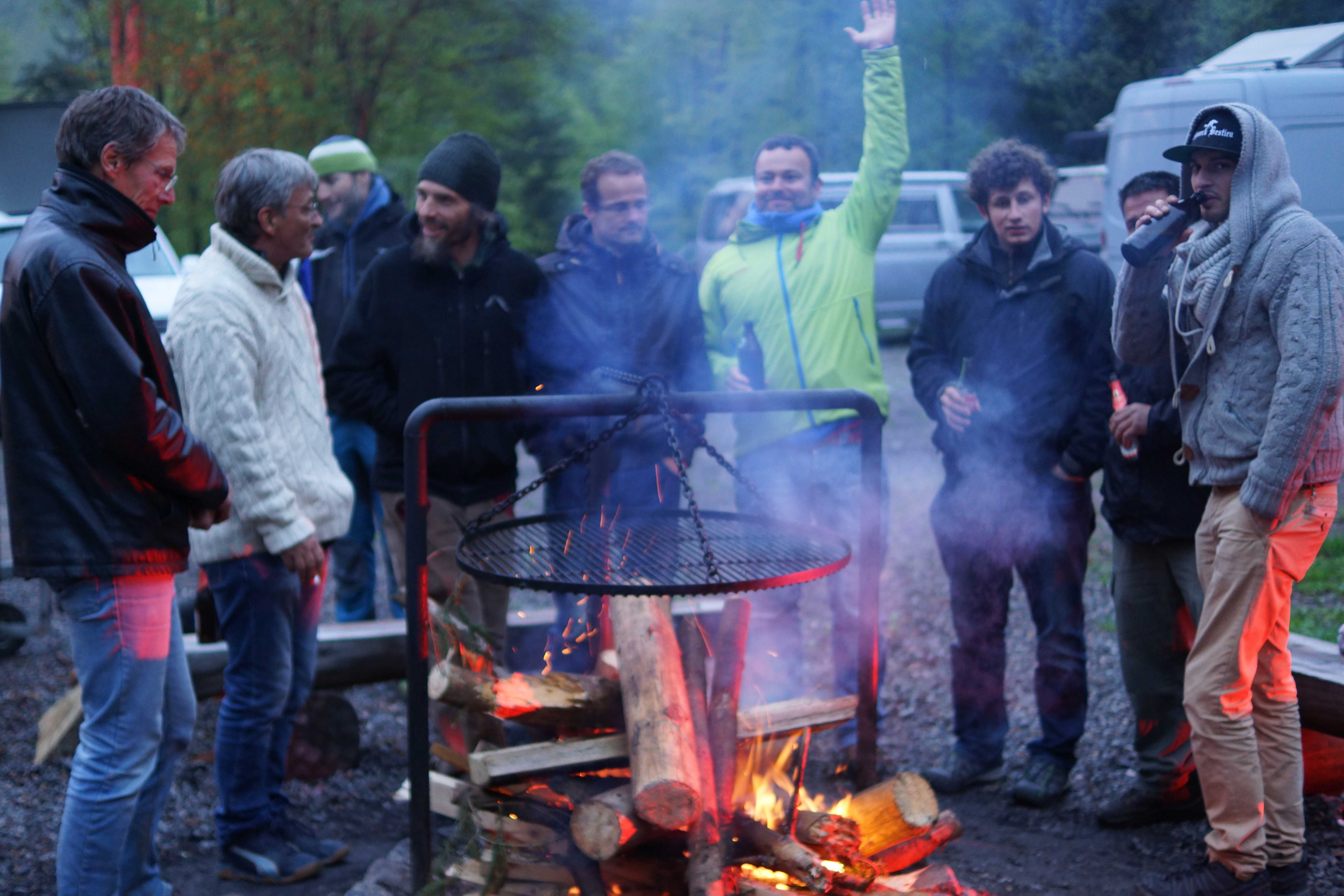Rund ums Lagerfeuer